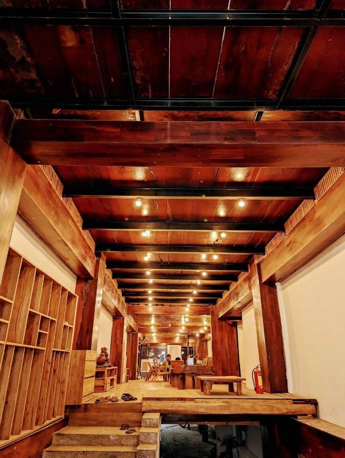 The Gk House Hostel, Ecolliving, Central City, Natural Wooden, Chill View Rooftop, Restaurant And Cocktail Bar Хошимин Экстерьер фото