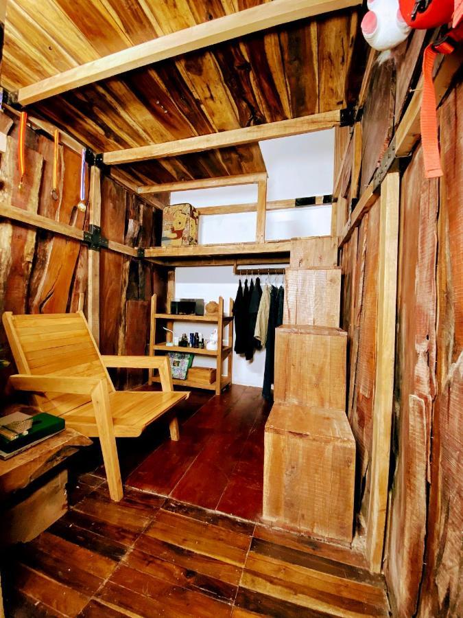 The Gk House Hostel, Ecolliving, Central City, Natural Wooden, Chill View Rooftop, Restaurant And Cocktail Bar Хошимин Экстерьер фото
