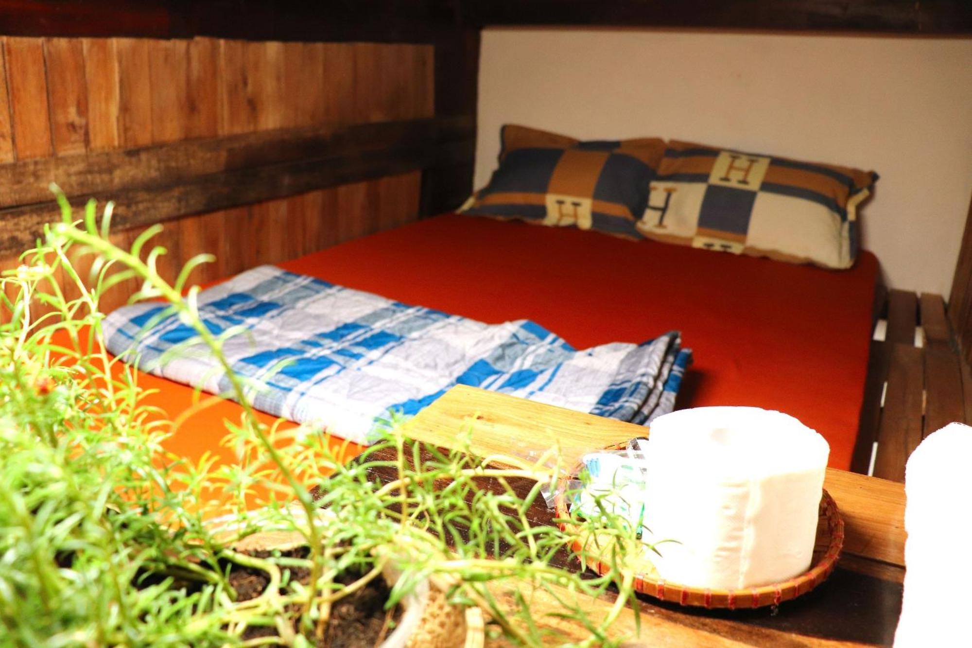 The Gk House Hostel, Ecolliving, Central City, Natural Wooden, Chill View Rooftop, Restaurant And Cocktail Bar Хошимин Экстерьер фото