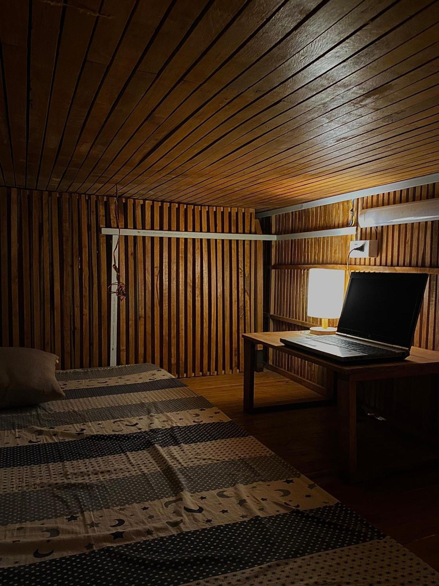 The Gk House Hostel, Ecolliving, Central City, Natural Wooden, Chill View Rooftop, Restaurant And Cocktail Bar Хошимин Экстерьер фото