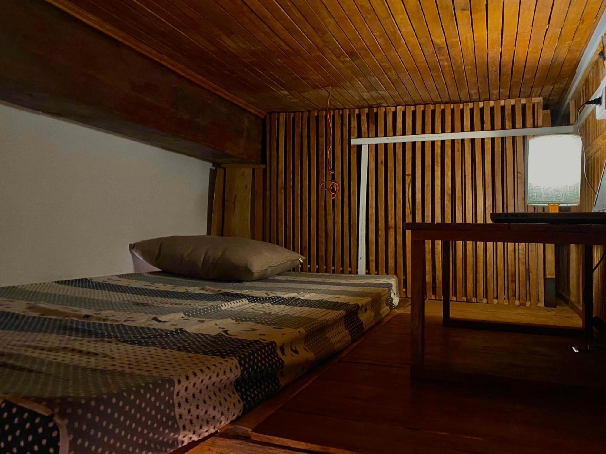 The Gk House Hostel, Ecolliving, Central City, Natural Wooden, Chill View Rooftop, Restaurant And Cocktail Bar Хошимин Экстерьер фото