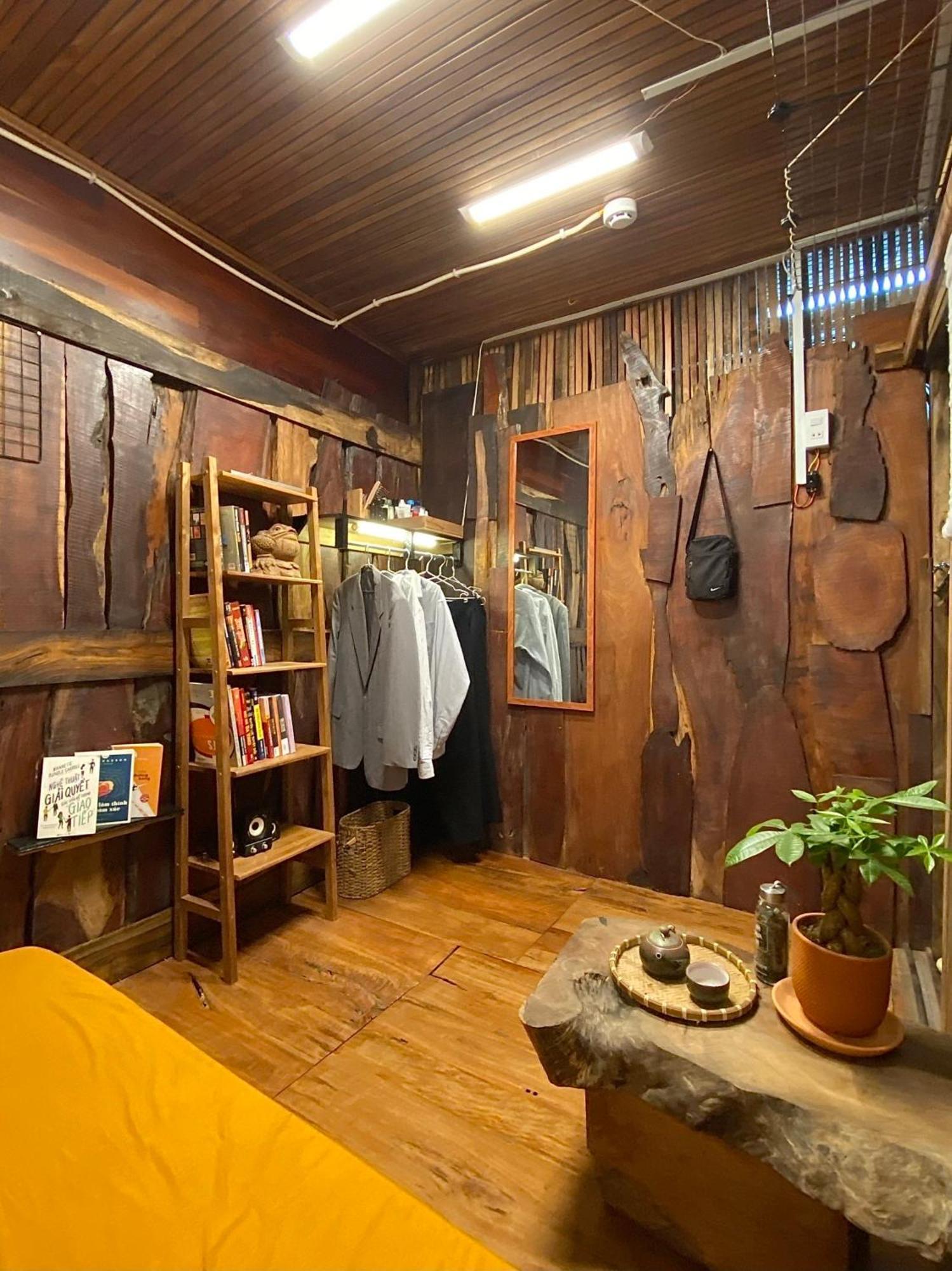 The Gk House Hostel, Ecolliving, Central City, Natural Wooden, Chill View Rooftop, Restaurant And Cocktail Bar Хошимин Экстерьер фото