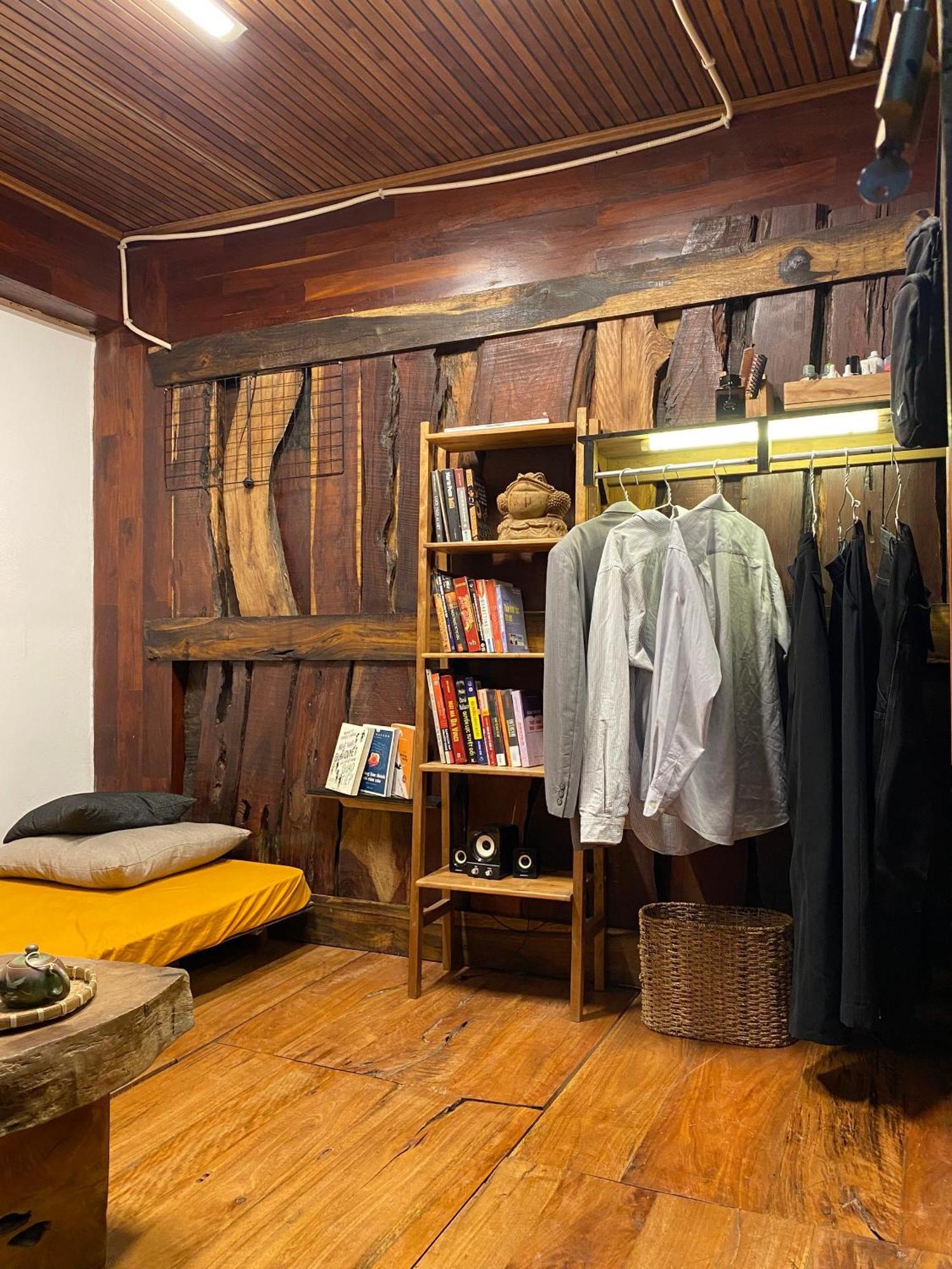 The Gk House Hostel, Ecolliving, Central City, Natural Wooden, Chill View Rooftop, Restaurant And Cocktail Bar Хошимин Экстерьер фото