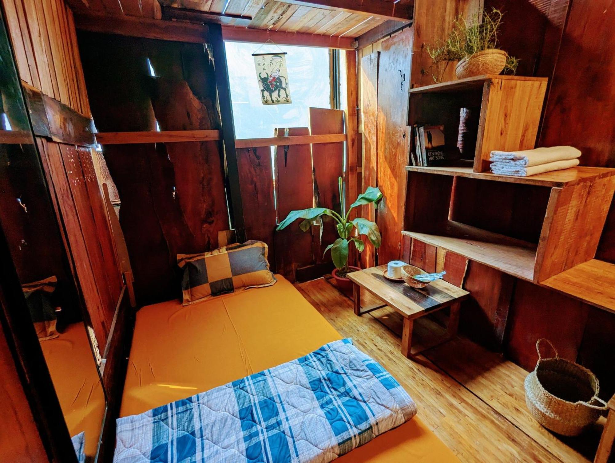 The Gk House Hostel, Ecolliving, Central City, Natural Wooden, Chill View Rooftop, Restaurant And Cocktail Bar Хошимин Экстерьер фото